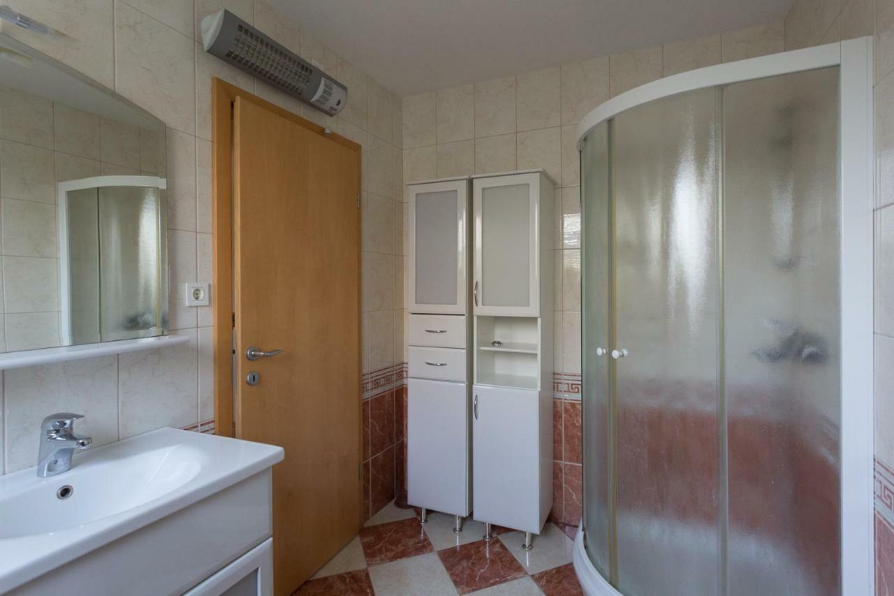 Vacation Home Sofia Zgornje Gorje Luaran gambar